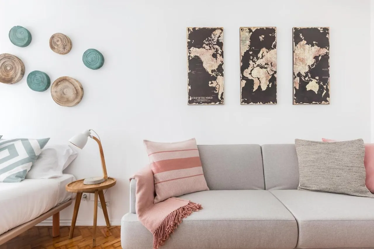 ליסבון Stroll To Coffee Shops Near A Renovated Hillside Apartment In Graca 0*,
